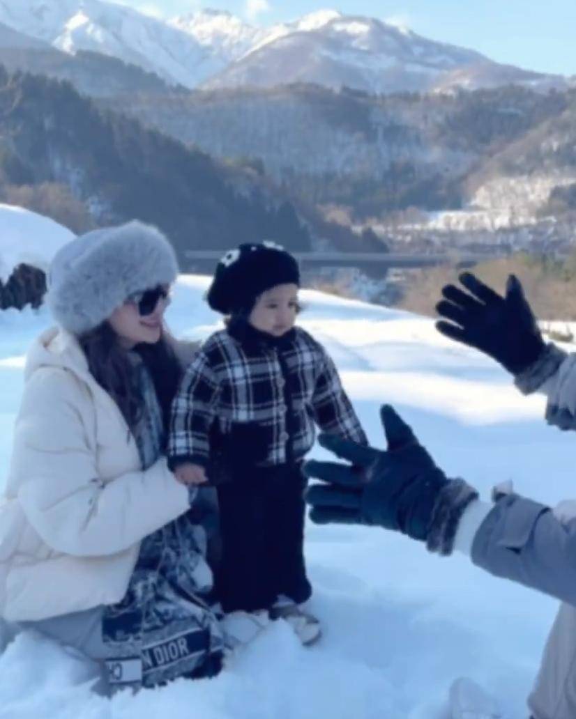 Instagram.com/nandaarsynt